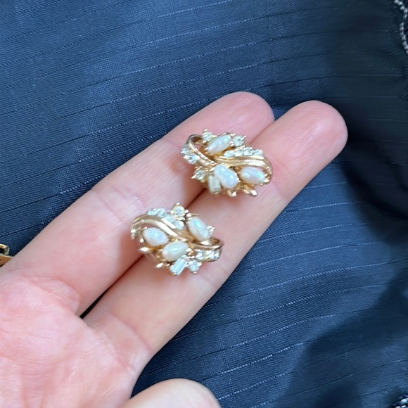 Vintage Jewelry 12 Peice Haul! - Picture 7 of 13